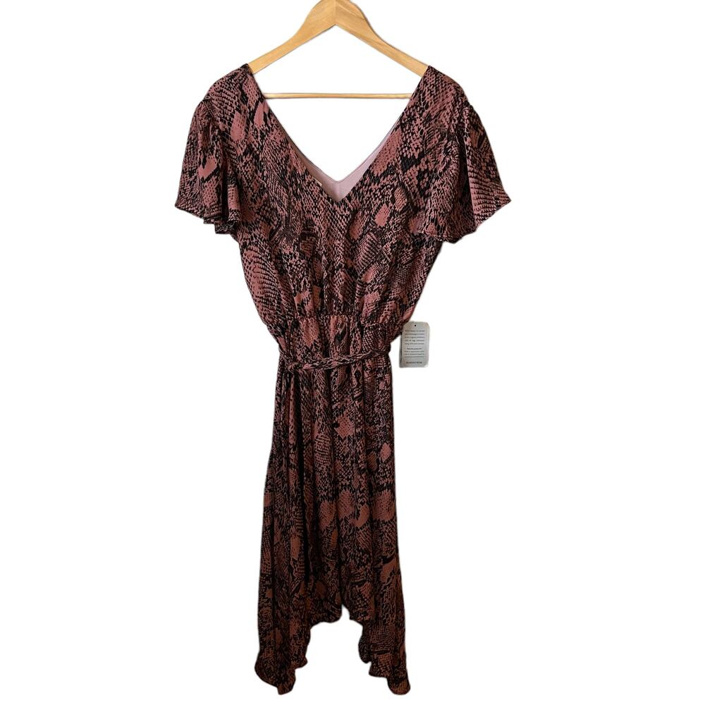 NEW The Vanity Room V Neck Hanky Hem Dress in Python Print Size Medium